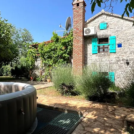 Stonehouse Zena With Outdoor Kitchen And Garden * Jurici